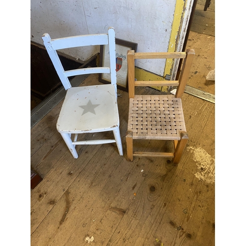 413 - 2 childs chairs