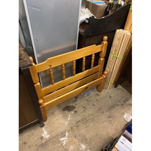 847 - Pine single bed frame