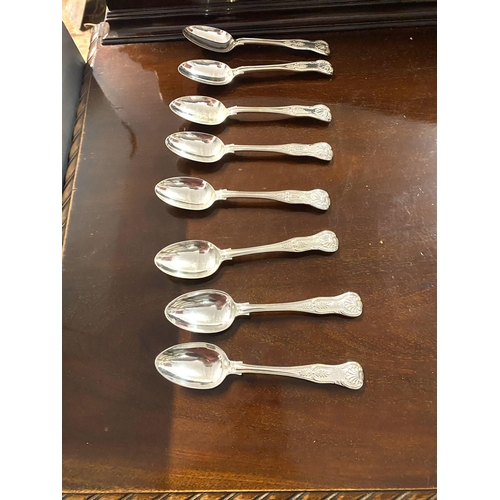 770 - Set of 8 silver hallmarked desert spoons