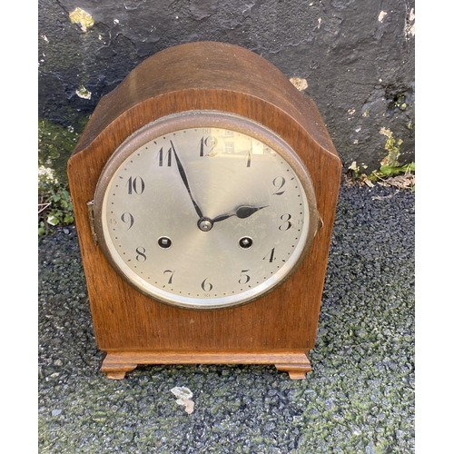 1043 - Mantle clock