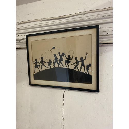 6 - Silhouette dancing children