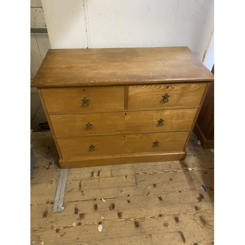 84 - Victorian ash chest of 4 drawers