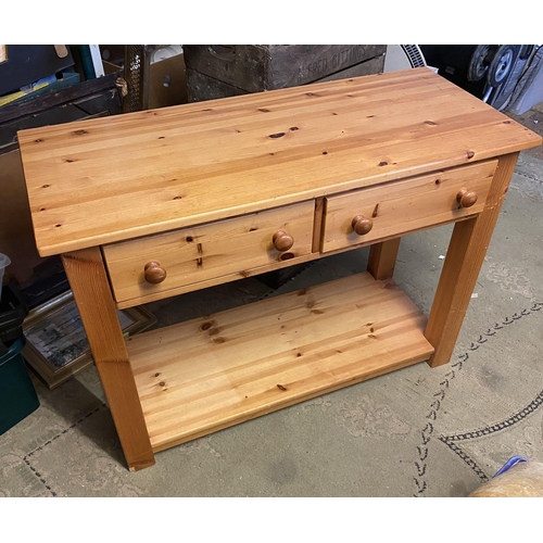 495 - Pine side table