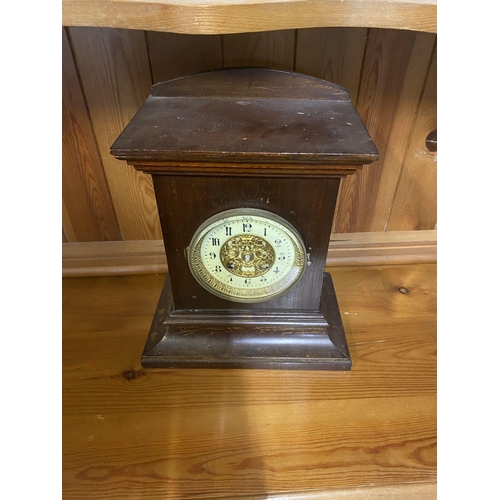 135 - Mahogany mantle clock