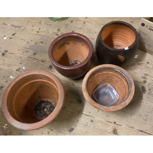 231 - Terracotta plant pots