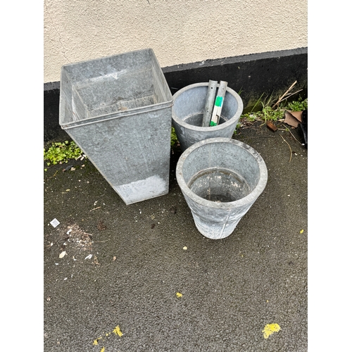 1048 - Galvanised bins