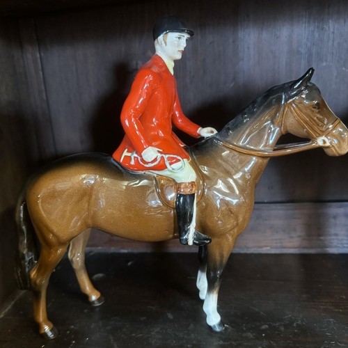 254 - Beswick huntsman on horse