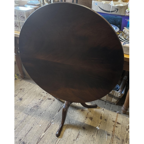 307 - Georgian mahogany tilt top table