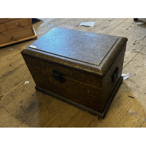 314 - Decorative small trunk