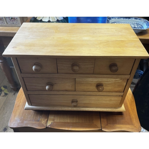 316 - Beech table top chest