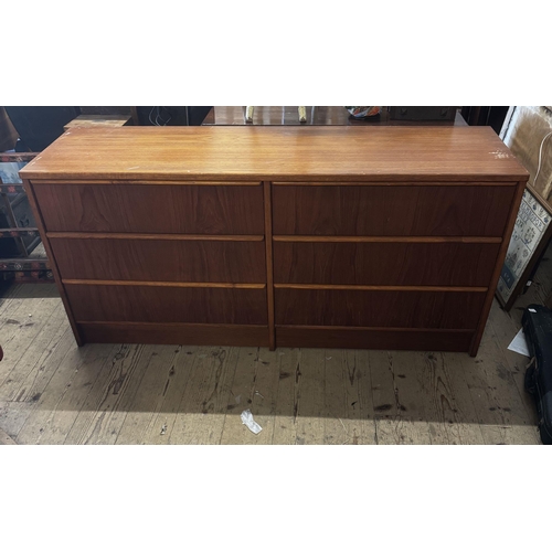 323 - Retro teak chest of 6 drawers