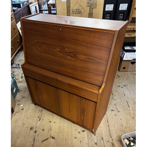 343 - Teak bureau