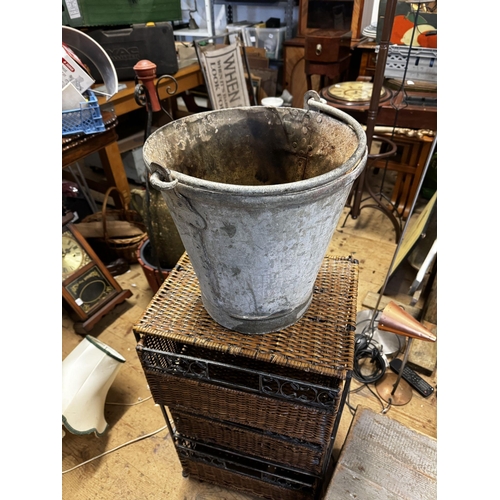 571 - Galvanised bucket