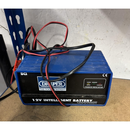 28 - Battery charger