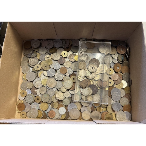 264 - Box coins