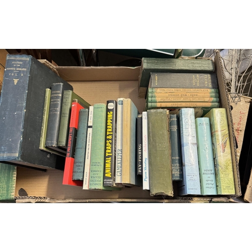 290 - Box game keeper & other associated books