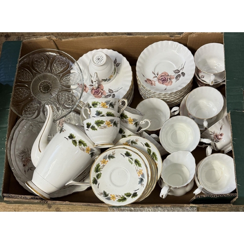 637 - Box teasets