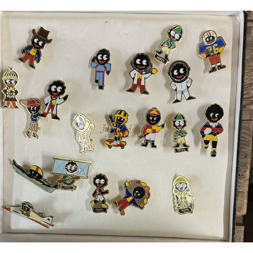 700 - Enamel golly wog badges