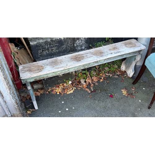 1360 - pine bench