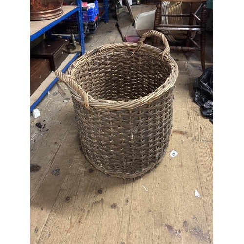 42 - Log basket