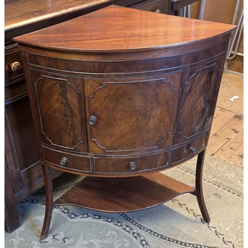 506 - 19th century mahogany corner cabinet