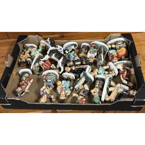 813 - German pottery figures