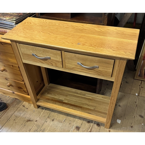 121 - Oak 2 drawer hall table