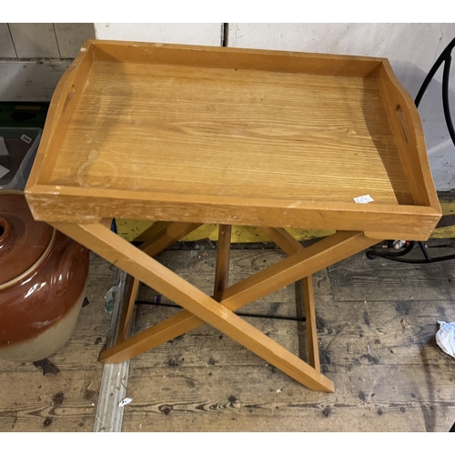 14 - Oak tray & stand