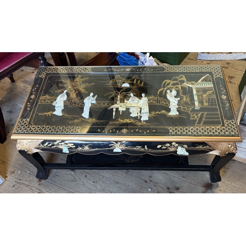 68 - Oriental lacquered coffee table