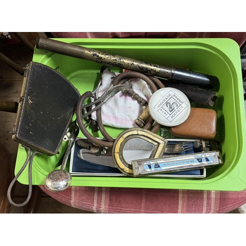 313 - Box collectables