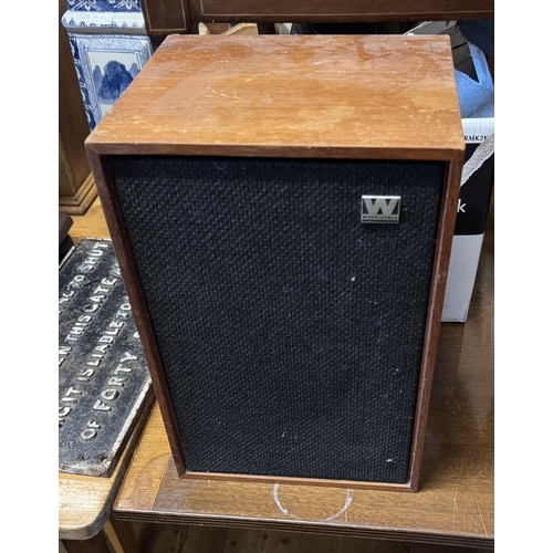 318 - Wharfdale vintage speaker