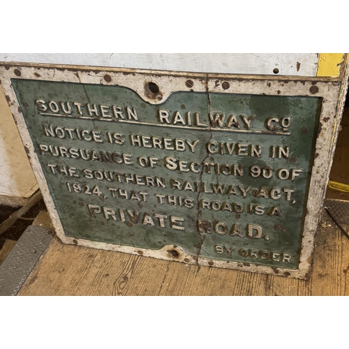 Cast iron Southern Railway sign