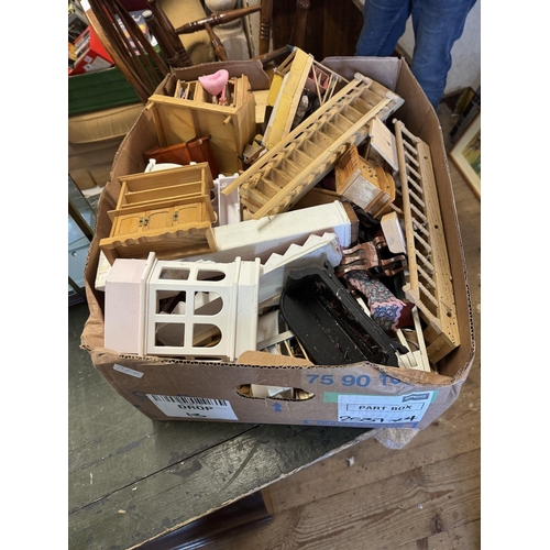 320 - Box dolls house furniture