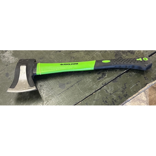 358 - Log splitting hatchet