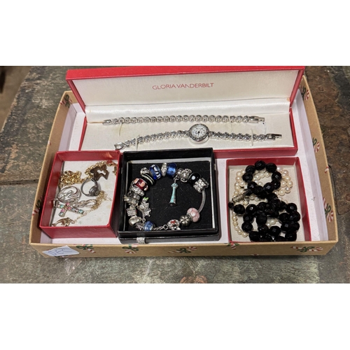 641 - Costume jewellery