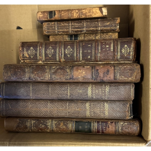 795 - Leather bound books