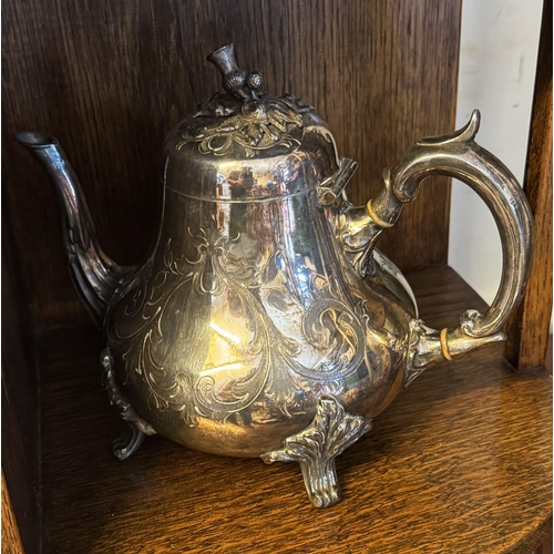 861 - Melon shaped plated teapot