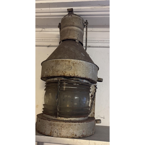 864 - Antique ships light