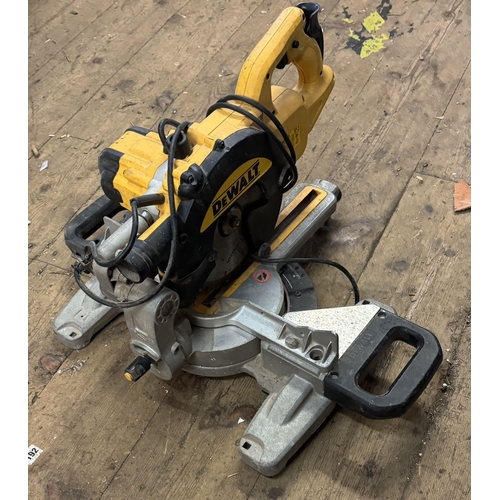 1040 - DeWalt chop saw