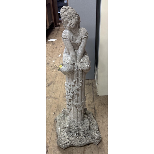 1046 - Stoneware garden figure