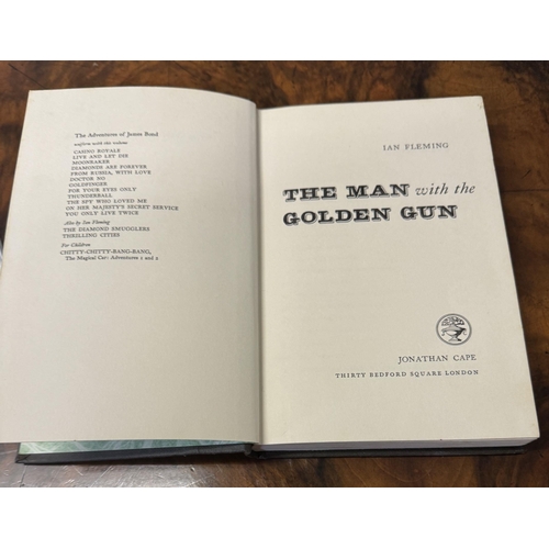 189 - 1st edition-The Man with The Golden Gun