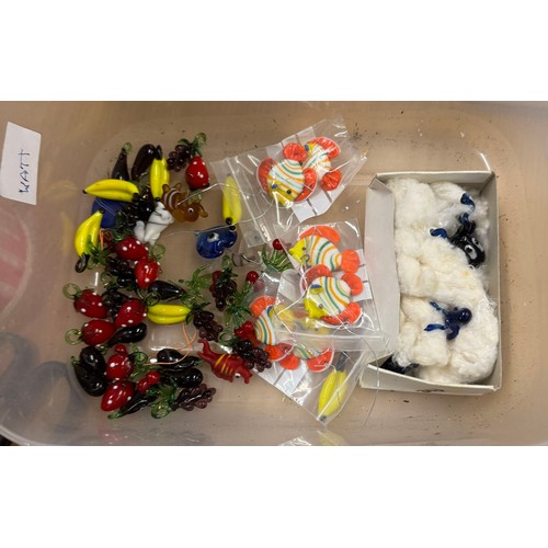 210 - Mini glass fruit etc