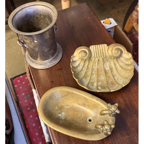 40 - Brassware