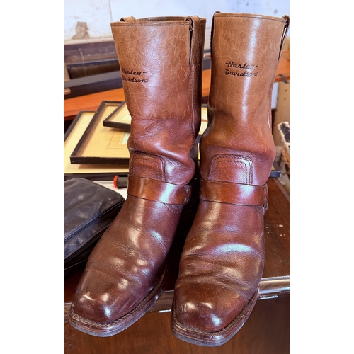 45 - Pair leather Harley Davidson boots
