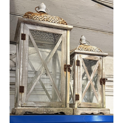 49 - 2 candle lanterns