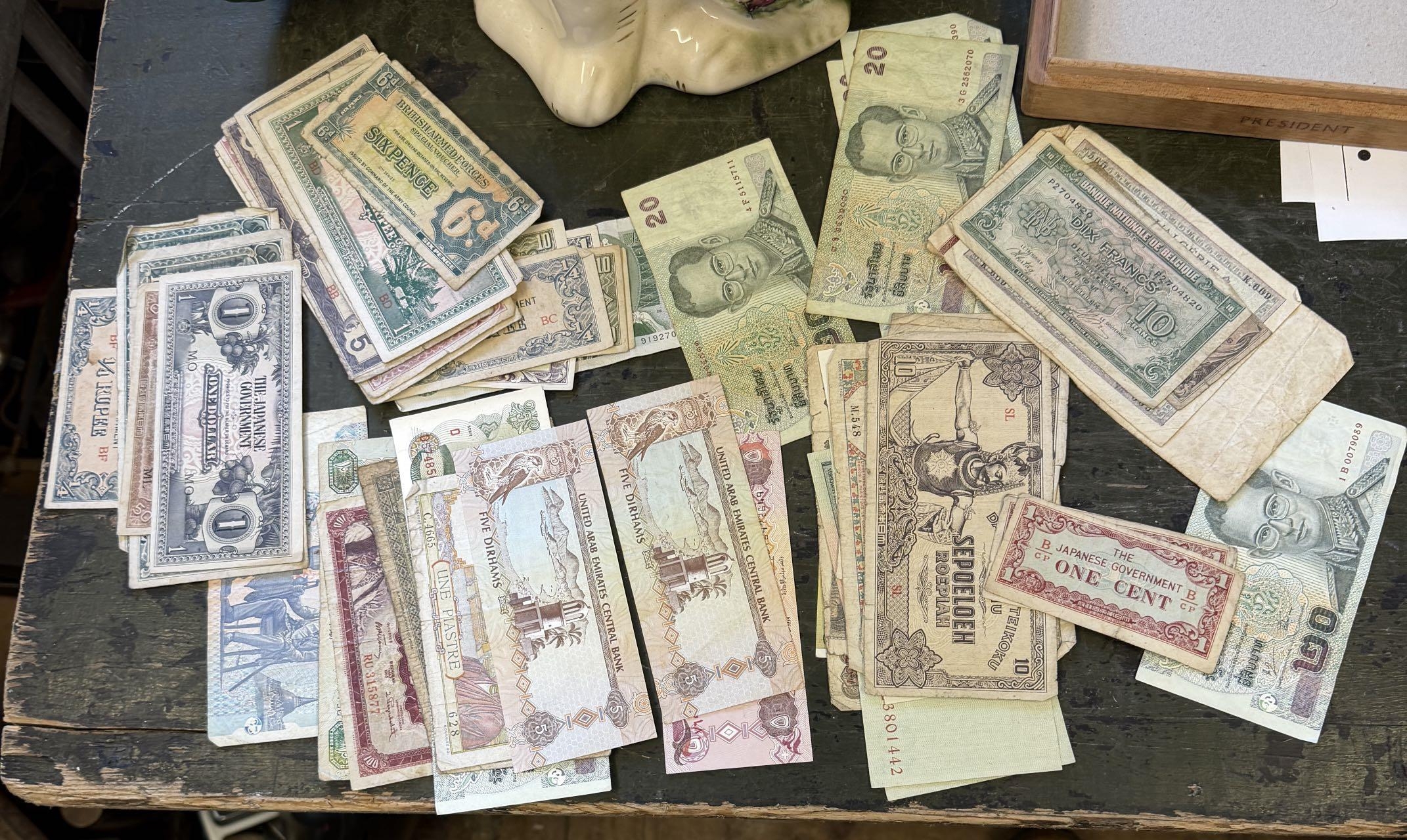 Bank notes
