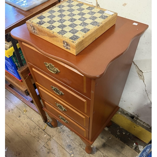 Lot 21        