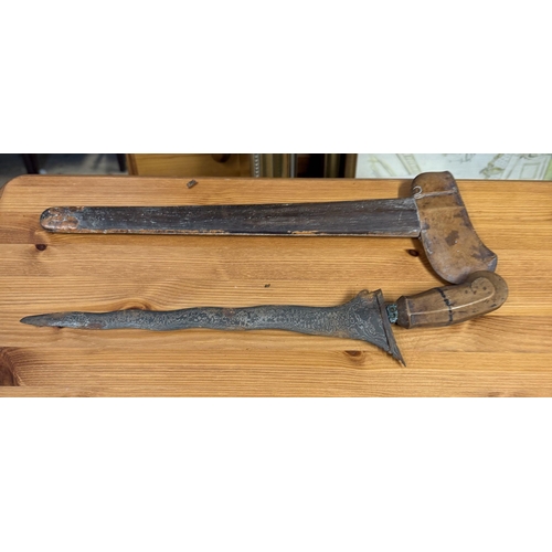 Primitive dagger