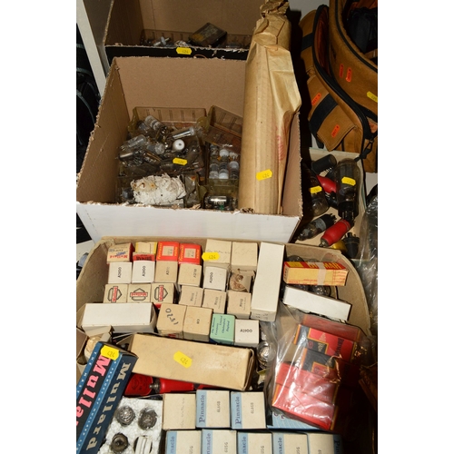 424 - THREE BOXES OF VINTAGE VACUUM TUBES (THERMIONIC VALVES), boxed and loose from makers like Mullard, P... 