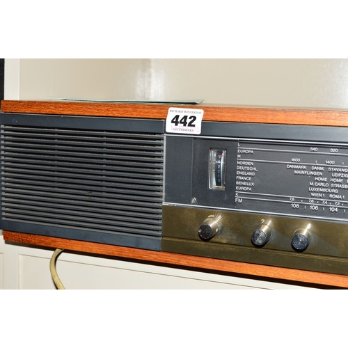 442 - AN BANG AND OLUFSEN BEOMASTER 900 RECEIVER AMPLIFIER, in Teak case in working order (PAT failed due ... 